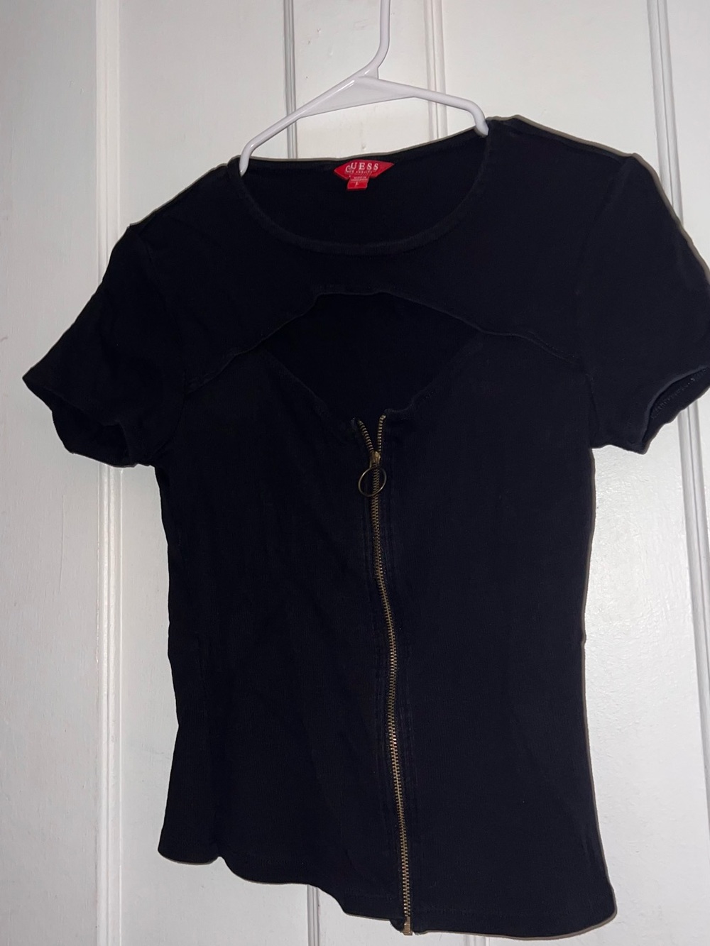GUESS Black Short-Sleeve Zip Front Tee